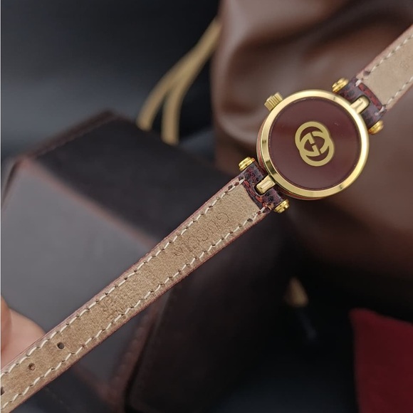 Vintage Gucci 2000L Women’s Dress Watch - Picture 9 of 12